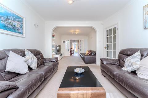 4 bedroom terraced house for sale, Springwell Road, Hounslow TW5