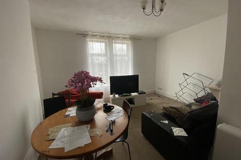 5 The Polygon, Eccles, Manchester, M30 0DS