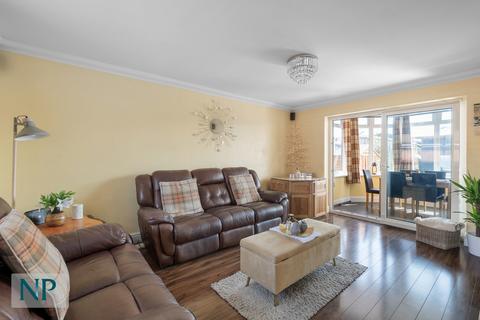31 Hunt Road, Earls Colne, Colchester, CO6 2NX