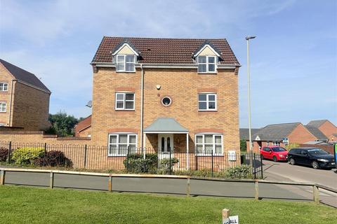 4 bedroom detached house for sale, Saxthorpe Road, Leicester LE5