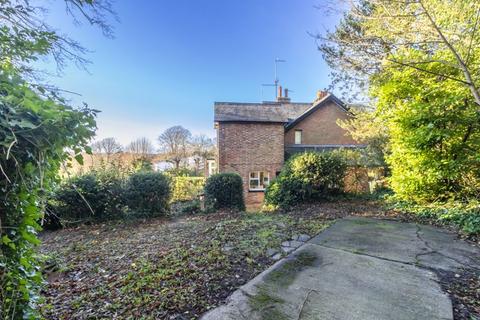 3 bedroom end of terrace house for sale, Sandhurst Road, Tunbridge Wells