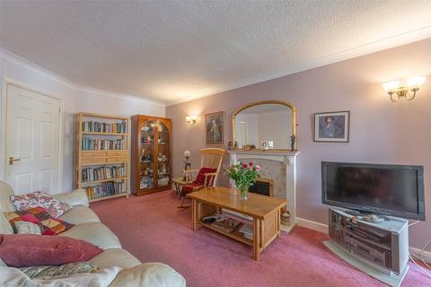 1 bedroom retirement property for sale, 27/117 West Savile Terrace, Edinburgh, EH9