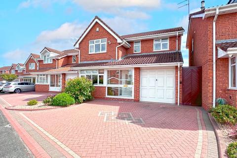 4 bedroom detached house for sale, Charter Road, TIPTON, DY4 0HU