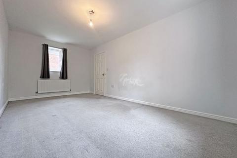 2 bedroom coach house for sale, Oxford Way, Tipton