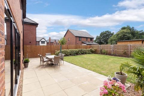 4 bedroom detached house for sale, Elmwood Drive, Congleton