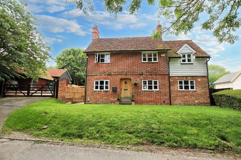 4 bedroom detached house for sale, The Maltings, Dunmow