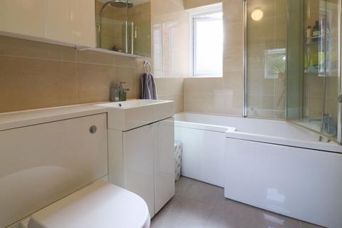 3 Brabourne Close, Canterbury, CT2 7UE