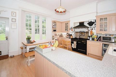 undefined, Broadclyst, Exeter
