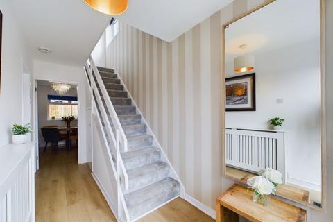 59 Compton Way, Middleton, Manchester, M24 2BU