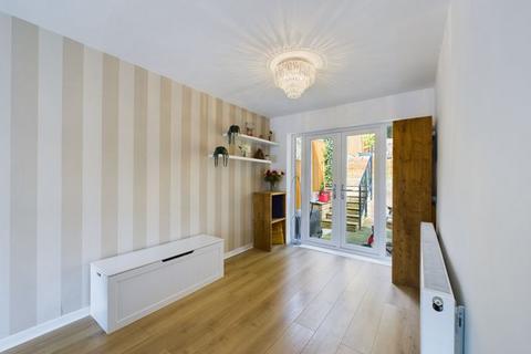 59 Compton Way, Middleton, Manchester, M24 2BU