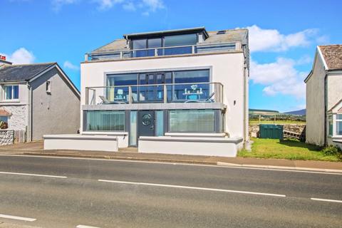 4 bedroom detached house for sale, 2 Grenea Cottages, Shore Road, Port St Mary