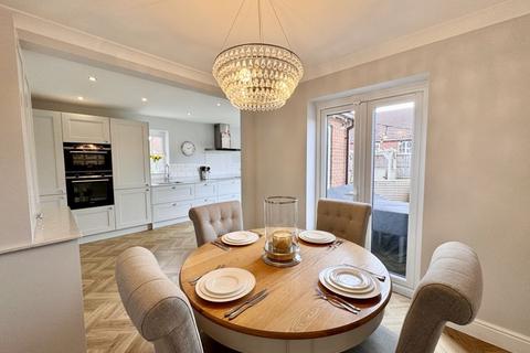 160 Harvest Fields Way, Sutton Coldfield, B75 5TJ