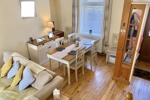 33 Henry Street, Neath, SA11 1PG