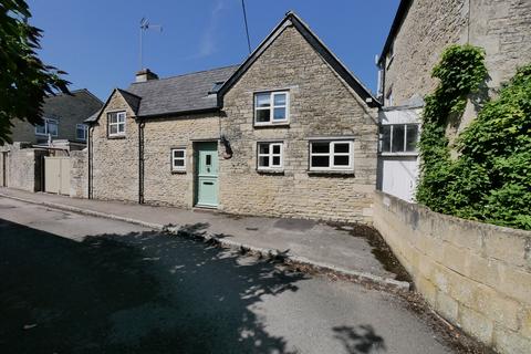 2 bedroom detached house to rent, The Crofts, Fairford, GL7