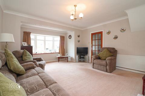 3 bedroom semi-detached house for sale, Lichfield Crescent, Hopwas