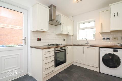 3 Torbay, Amington, Tamworth, B77 3QZ