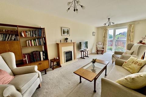 2 bedroom retirement property for sale, Marlow Road, Bourne End SL8