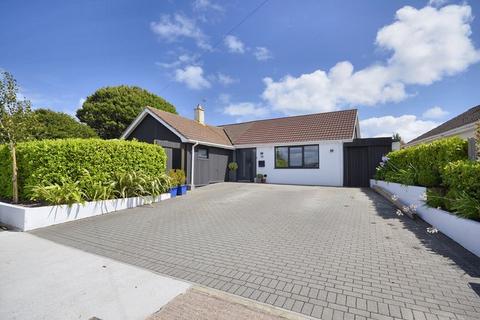 3 bedroom detached bungalow for sale, North Boundary Road