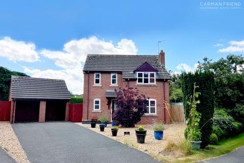 3 bedroom detached house for sale, Orchard Grove, Farndon, CH3