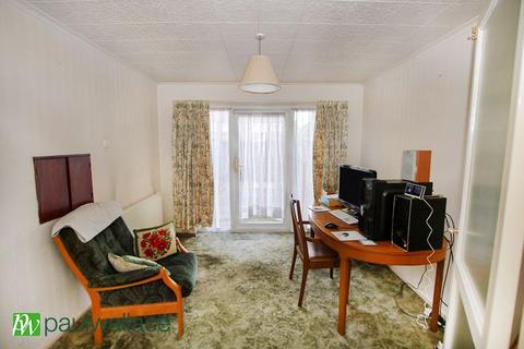 3 Grenville Close, Waltham Cross, EN8 8RP