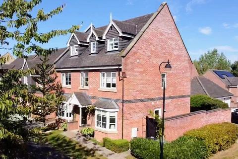 5 bedroom detached house for sale, Bluebell Rise, Grange Park, Northampton NN4