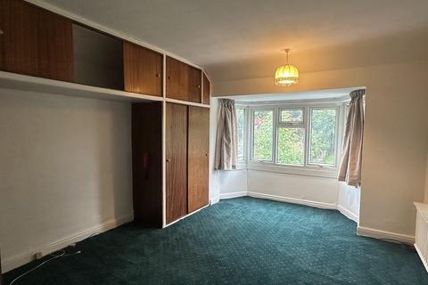 69 Beacon Road, Sutton Coldfield, B73 5SX