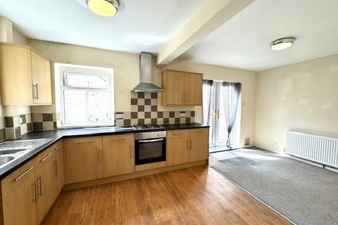 3 bedroom semi-detached house to rent, Sholing