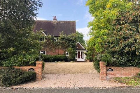 4 bedroom cottage for sale, Tilehouse Lane, Denham