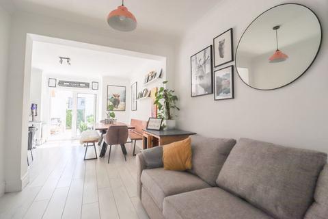 49 Beech Road, Benfleet, SS7 2AG