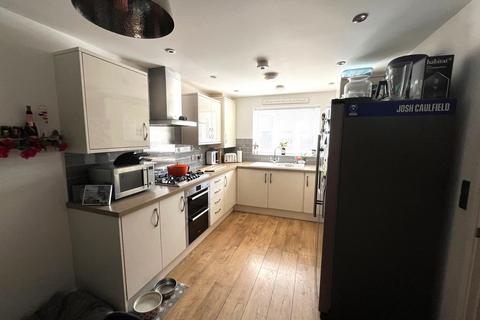 21 Farm Close, St Georges, Weston-super-mare, BS22 7SJ