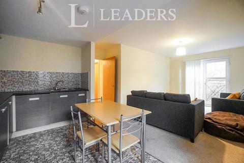 2 bedroom apartment to rent, Ladybarn Court, Fallowfield, Manchester, M14