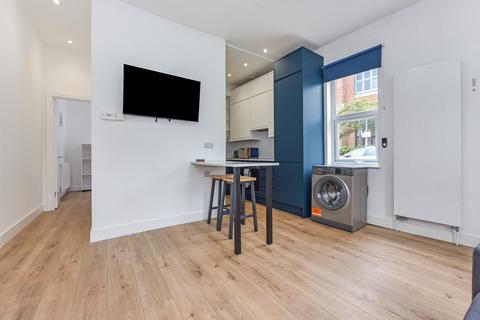 1 bedroom apartment for sale, Somers Road, Southsea PO5