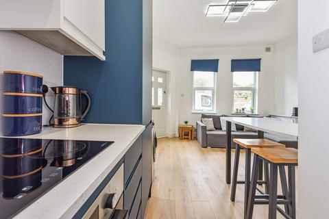 1 bedroom apartment for sale, Somers Road, Southsea PO5