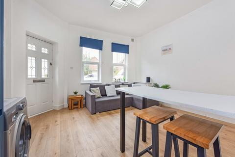 1 bedroom apartment for sale, Somers Road, Southsea PO5