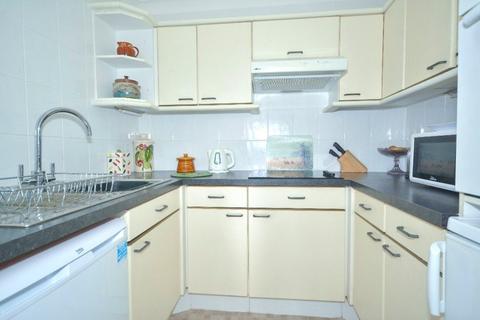 undefined, Riverside Court, Station Road RH20