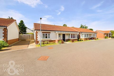 2 bedroom detached bungalow for sale, Sutton Drive, Sutton Gardens, Wymondham