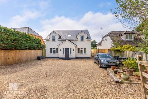 4 bedroom detached house for sale, Hurn Road, Christchurch, BH23