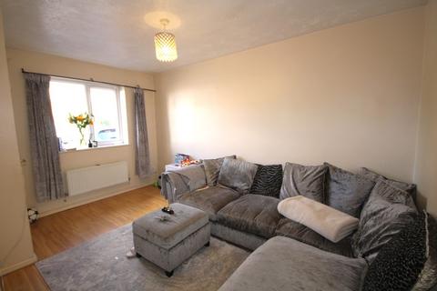 2 bedroom terraced house to rent, Wansbeck Close, Stevenage