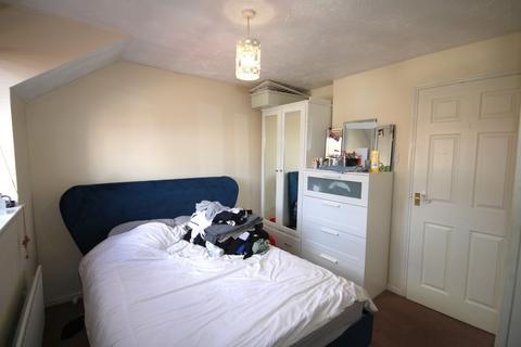 2 bedroom terraced house to rent, Wansbeck Close, Stevenage