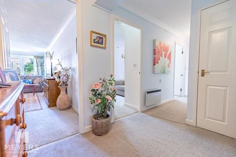 2 bedroom retirement property for sale, St. Peters Court, St. Peters Road, Bournemouth, BH1