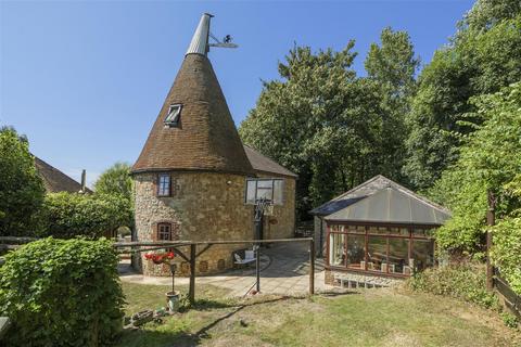 3 bedroom detached house for sale, The Oast, Grove Green, Maidstone