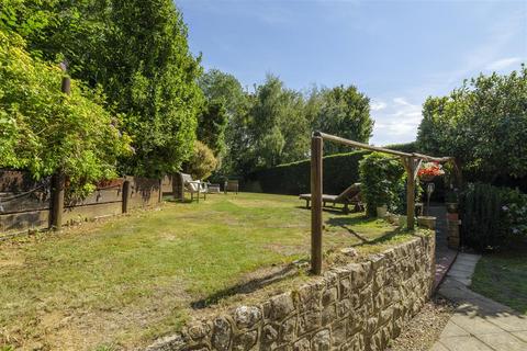 3 bedroom detached house for sale, The Oast, Grove Green, Maidstone