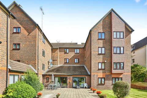 Autumn Lodge, (South Croydon) CR2