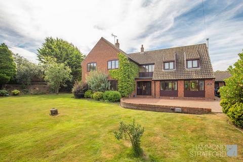 5 bedroom detached house for sale, Ferry Road, Surlingham