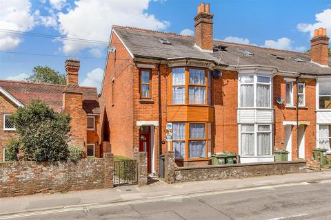 5 bedroom end of terrace house for sale, Carisbrooke Road, Newport, Isle of Wight