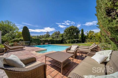 6 bedroom villa, Antibes, Cap d'Antibes, 06160, France