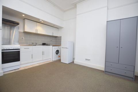 Studio to rent, Seamoor Road, Bournemouth,