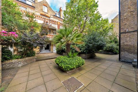 2 bedroom apartment for sale, De Walden House, Allitsen Road, St John's Wood, London, NW8