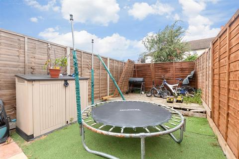 8 East Road, Welling, DA16 3DT