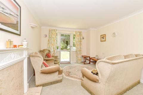 2 bedroom ground floor flat for sale, Woodbury Lane, Tenterden, Kent